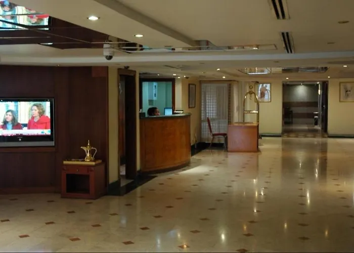 London Crown 2 Hotel Apartments Dubai